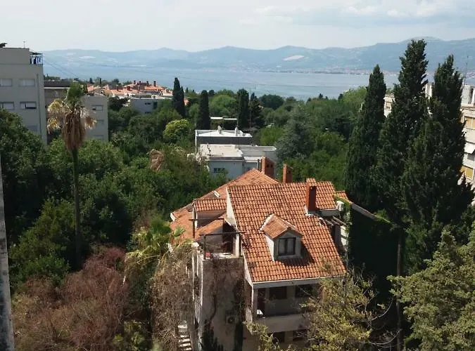 Frana شقة سبليت